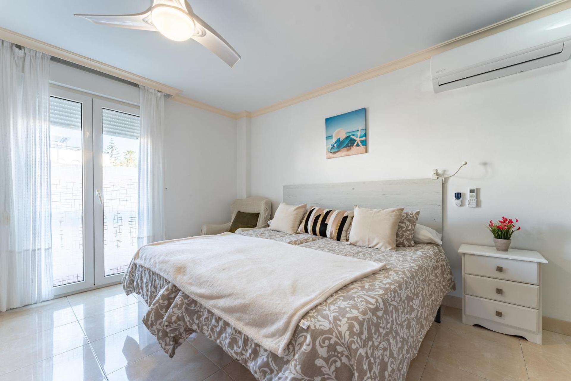 Malagasuite El Levante Apartments Torremolinos Exterior photo